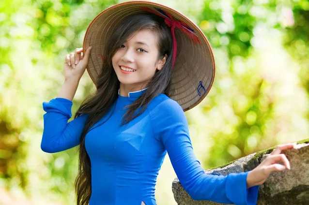 Ho Chi Minh-Vietnam’s red light district: KTV massage parlor from novice to experienced driver