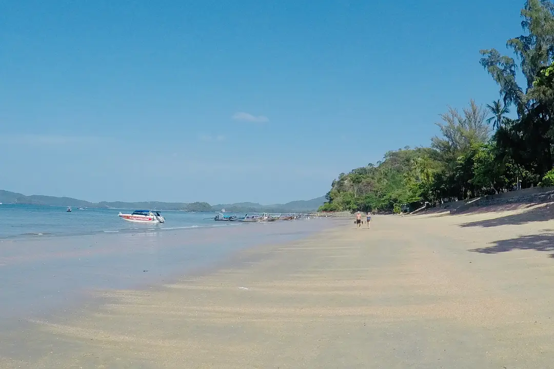 Krabi-Fragments of Krabi Town in Thailand travel, experience the atmosphere of local life
