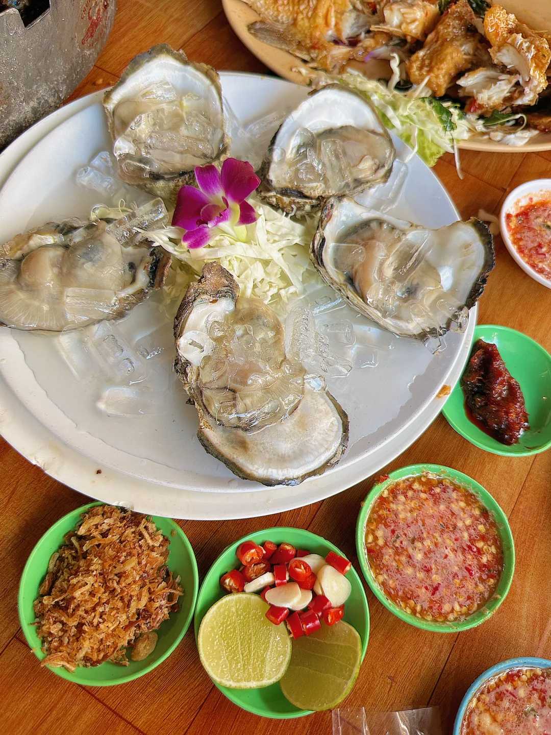 Krabi-Family restaurant, eat seafood in Krabi, cost-effective and delicious