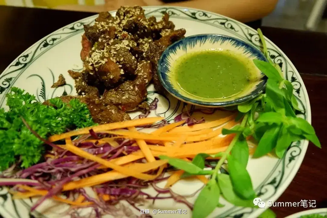 Hanoi-Eating summer rolls and drinking lemongrass and ginger tea in Hanoi, Vietnam