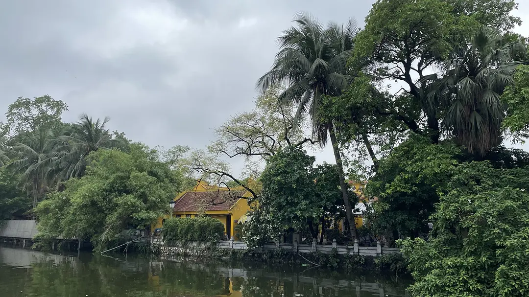 Hanoi-Hanoi, Vietnam: A city that dances crazily on your tongue, eyeballs and nerves