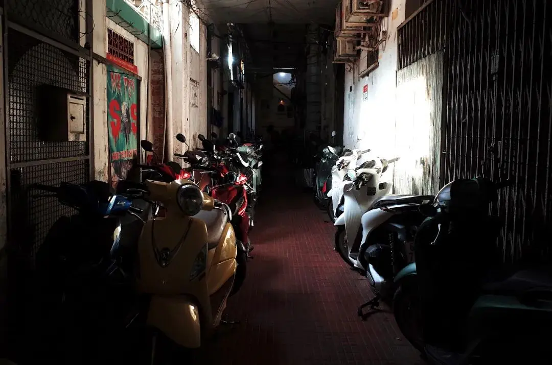 Hanoi-Vietnam city walking map｜Ho Chi Minh City｜Da Lat｜Hanoi, the country on the back of a motorcycle