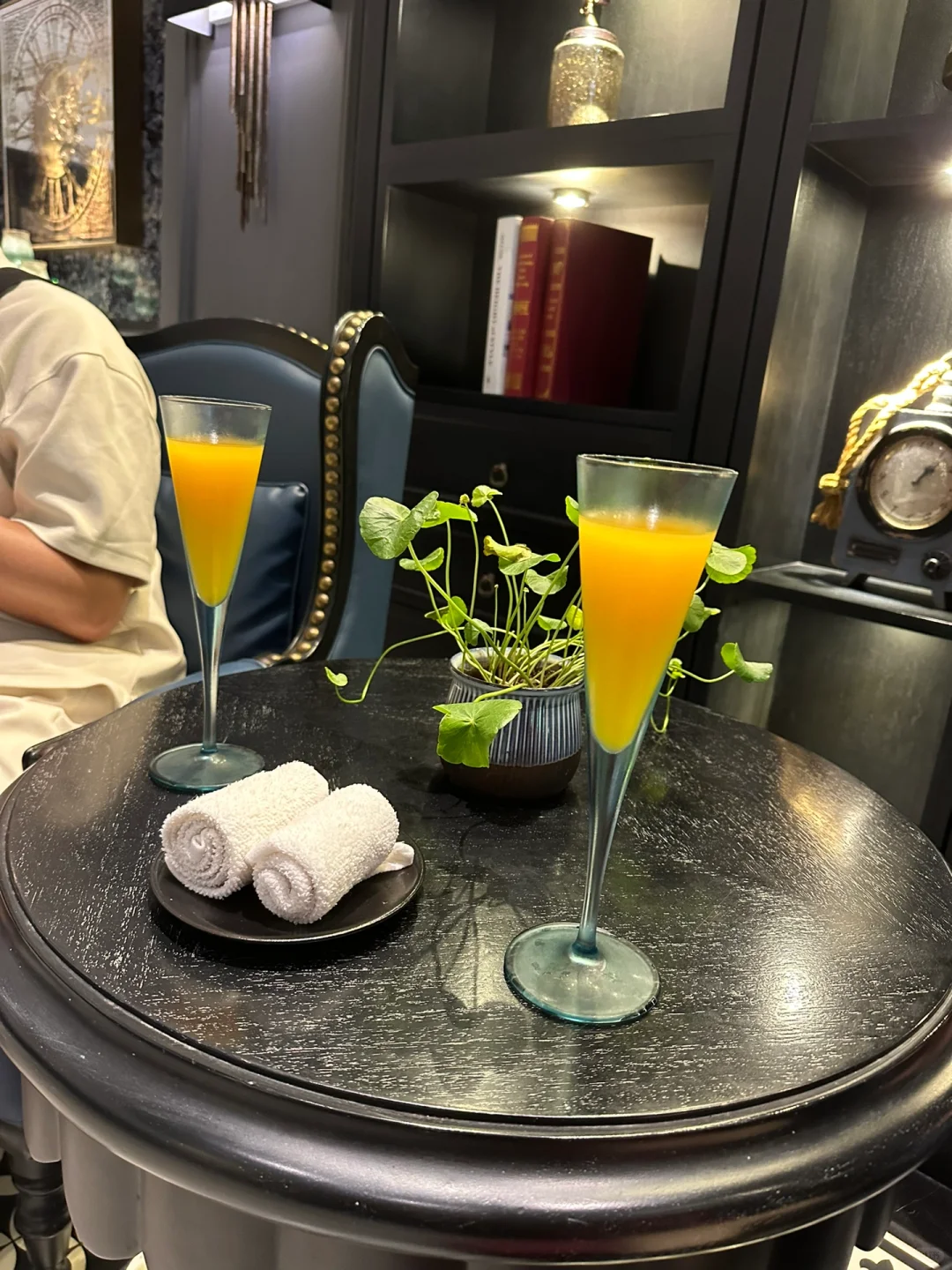 Hanoi-La Siesta Premium Hàng Be hotel, a master-style hotel in the city