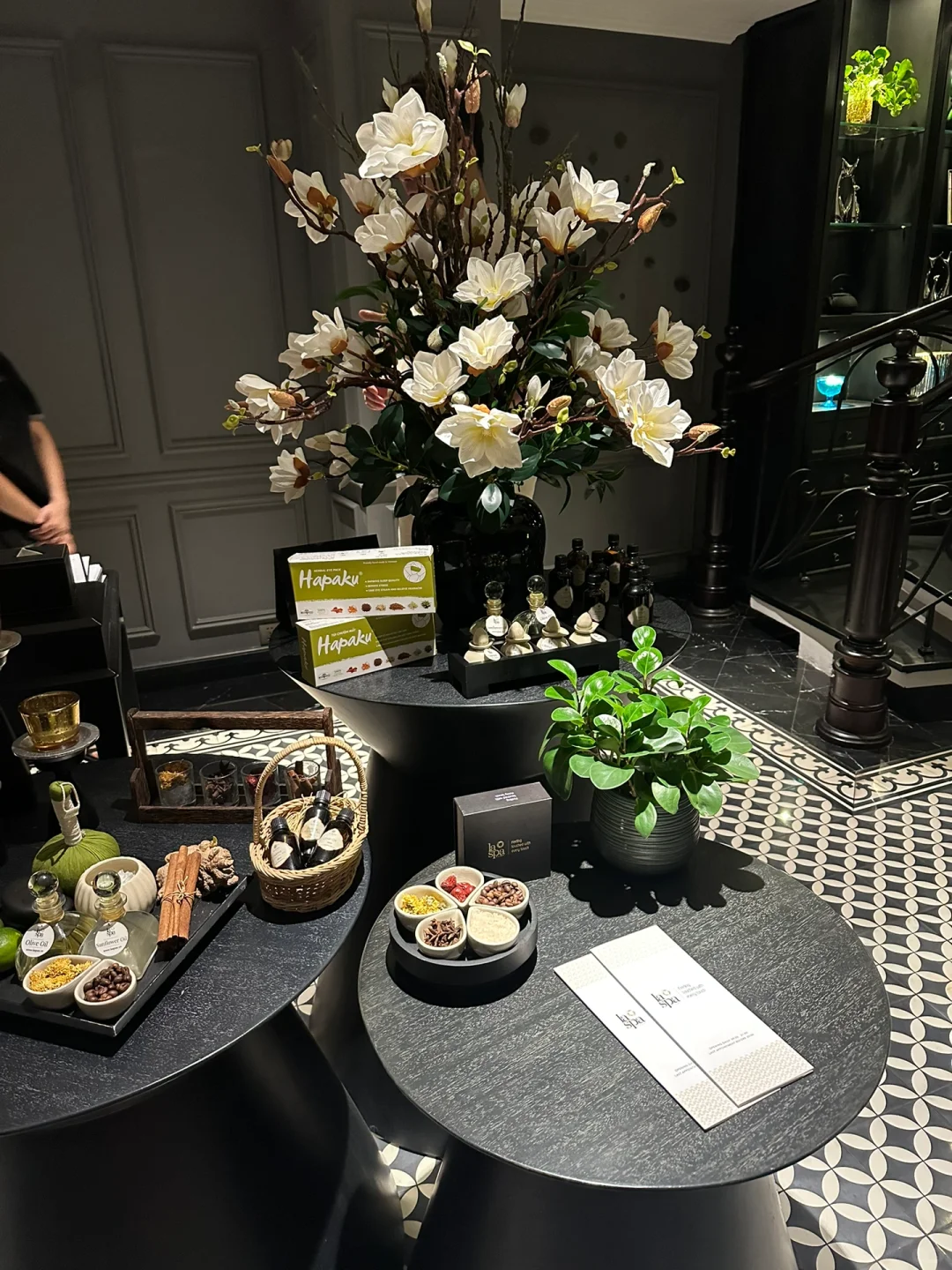 Hanoi-La Siesta Premium Hàng Be hotel, a master-style hotel in the city