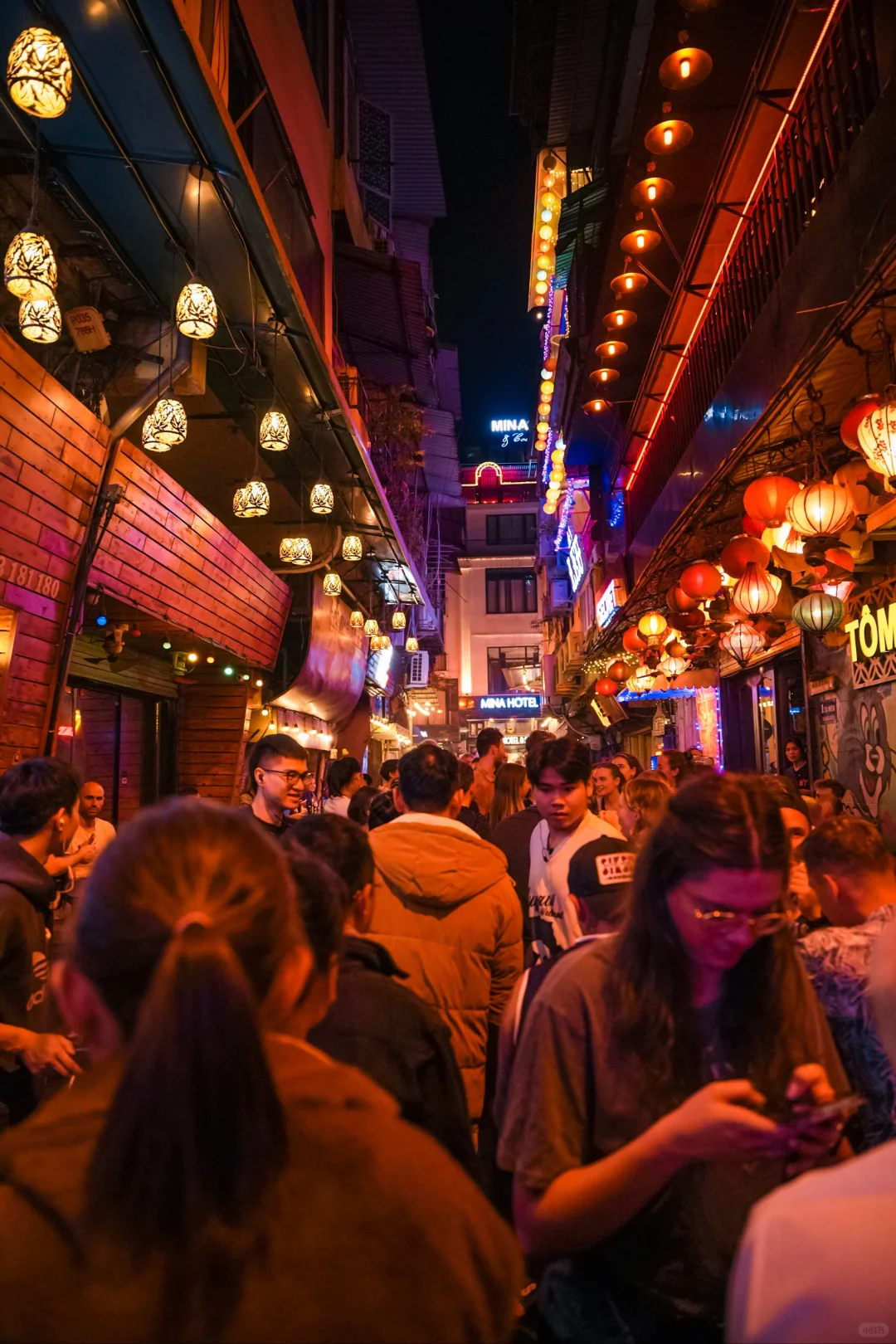 Hanoi-Playing in Vietnam | The Thirty-six Ancient Streets of Hanoi: Being Tricked
