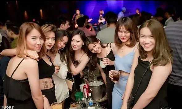 Bangkok-International hot girls! The most fashionable young people in Bangkok, the top 5 nightclubs in Bangkok