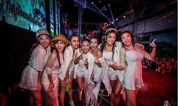 Bangkok-International hot girls! The most fashionable young people in Bangkok, the top 5 nightclubs in Bangkok