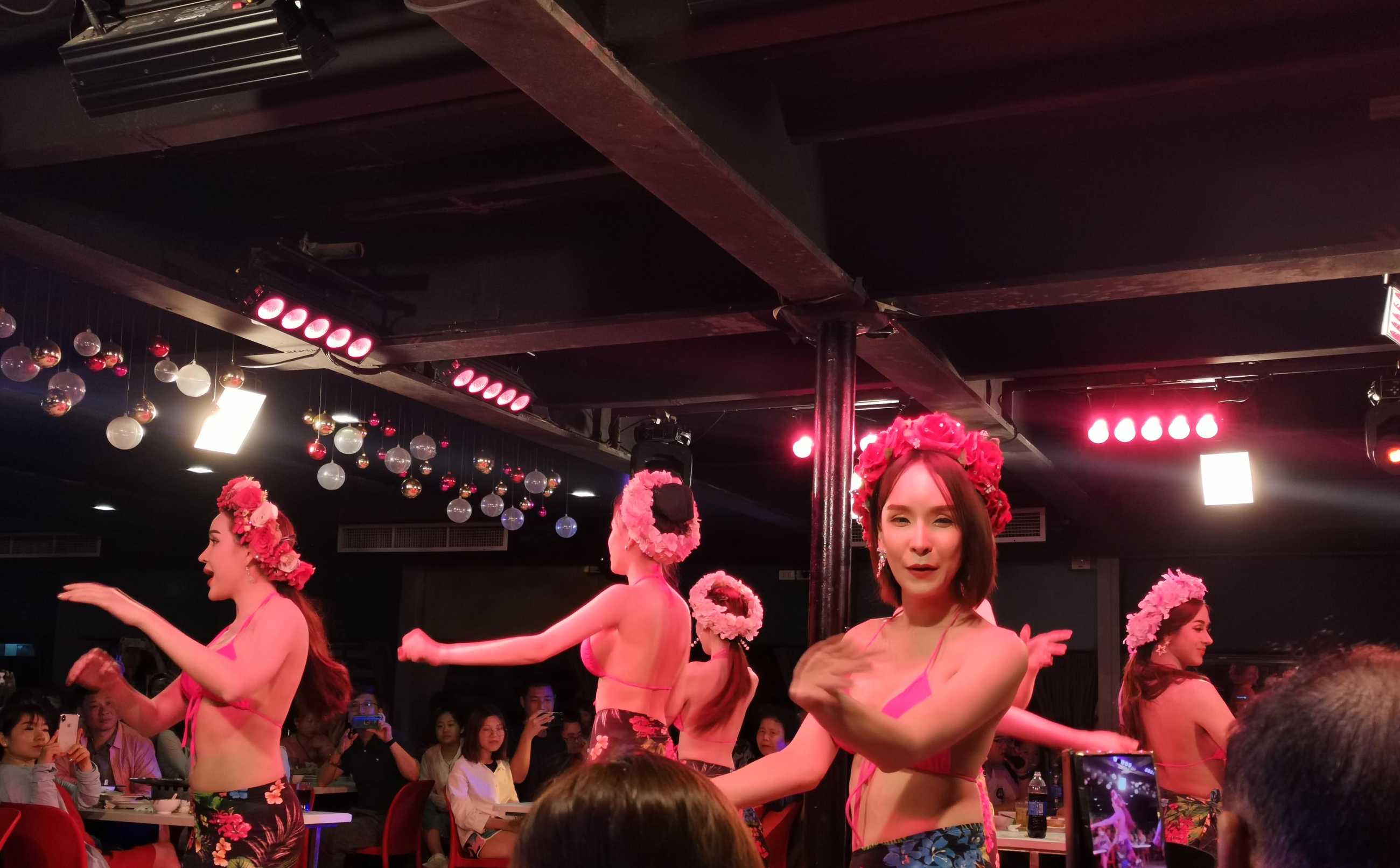 Pattaya-Pattaya prostitutes, male prostitutes, transsexual streets, erotic encounters that make your legs go weak