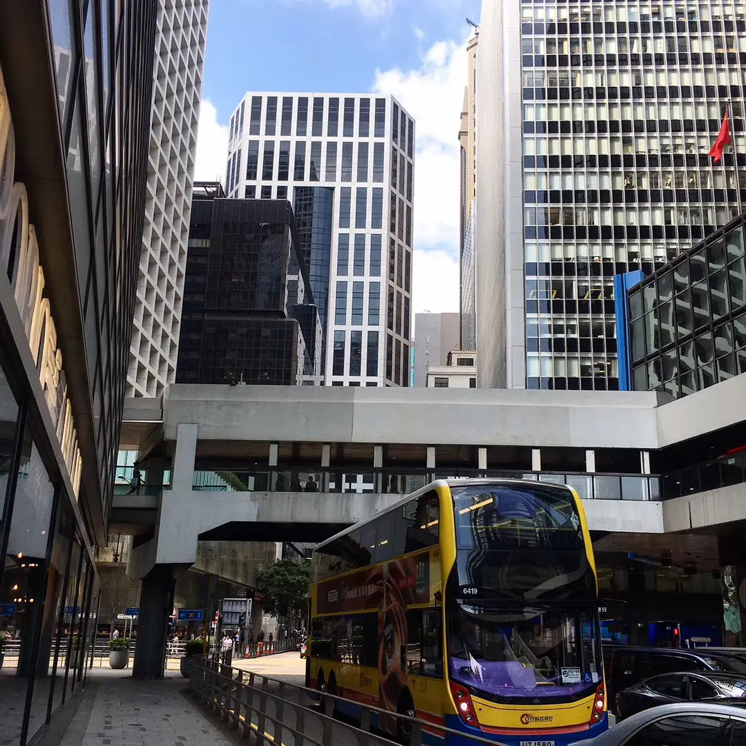 Hong kong-Traveling to Hong Kong alone to explore the meaning of travel