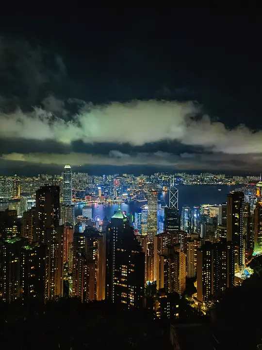 Hong kong-On a whim, I set off on the journey with only my Hong Kong and Macau Pass and my mobile phone.