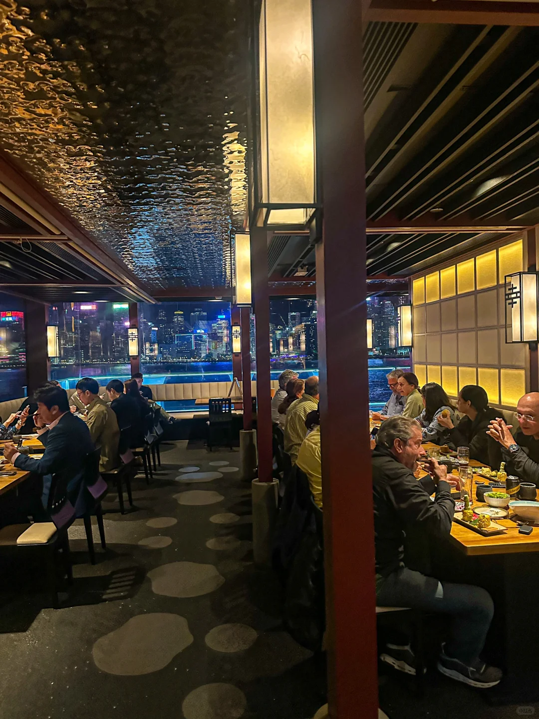 Hong kong-Harbour City SHIAWSSE charcoal grill, a Japanese izakaya with a close view of Victoria Harbour 幸匠烧