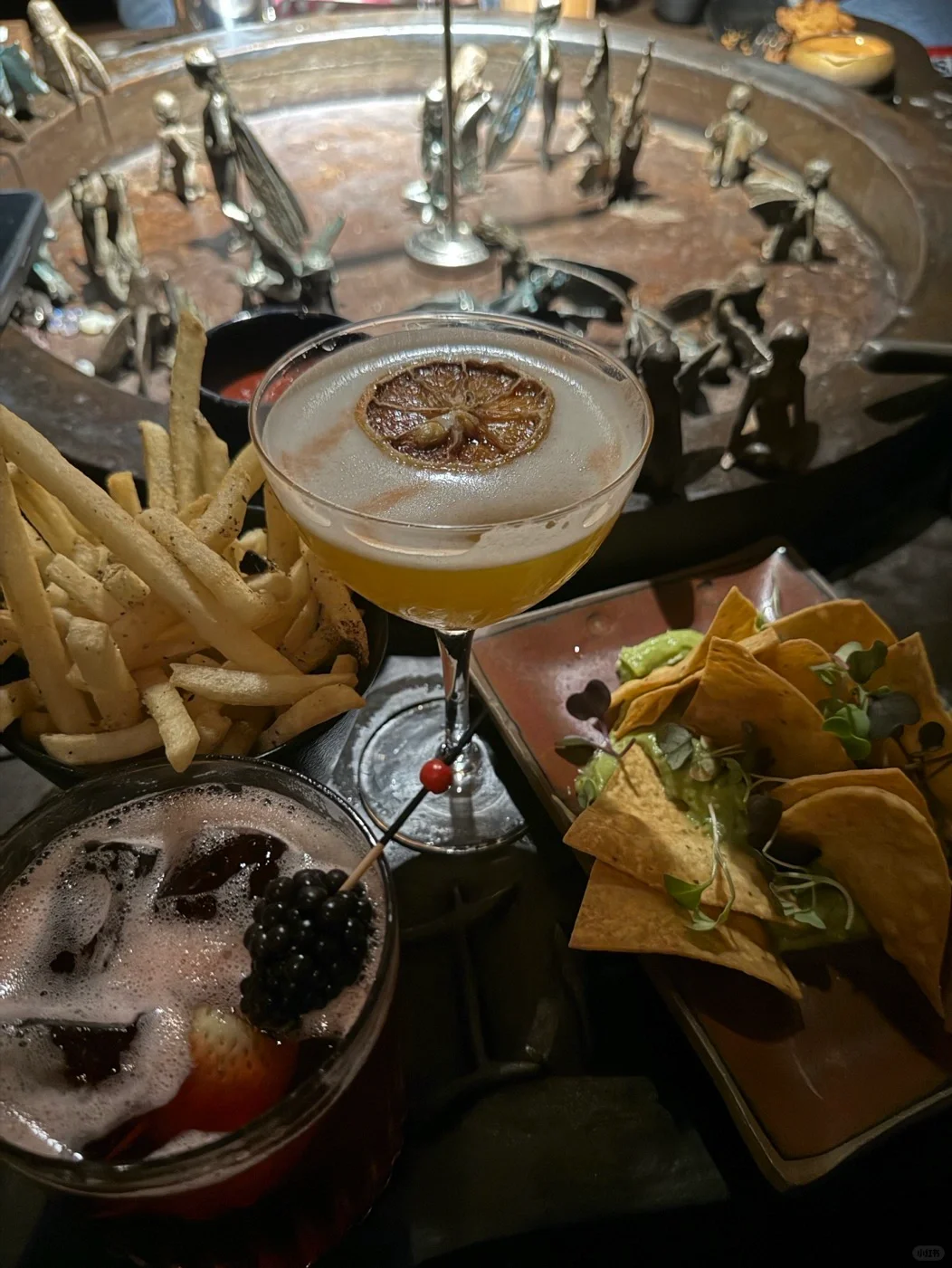Hong kong-Drinks in Central, The Iron Fairies, live band performance at 10pm