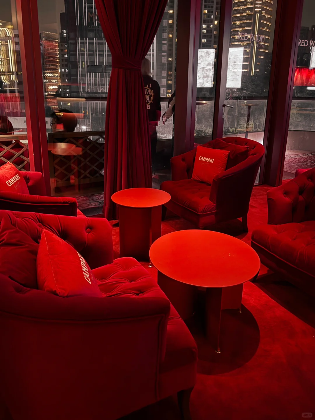 Hong kong-?The Red Room underground bar with full X-tension is in Hong Kong