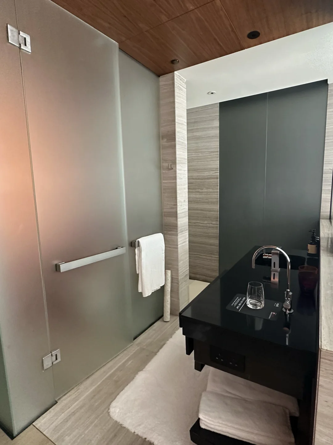 Hong kong-East Hotel Hong Kong, subway station downstairs, electronic facilities throughout the house