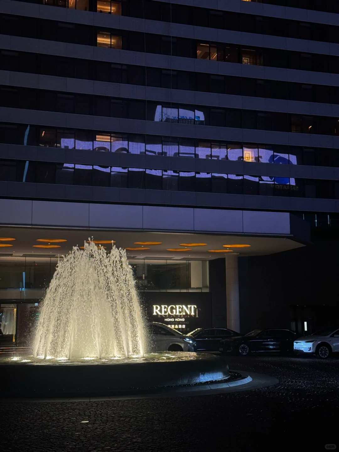 Hong kong-The Regent Hotel in Hong Kong offers a small gift every day when you stay