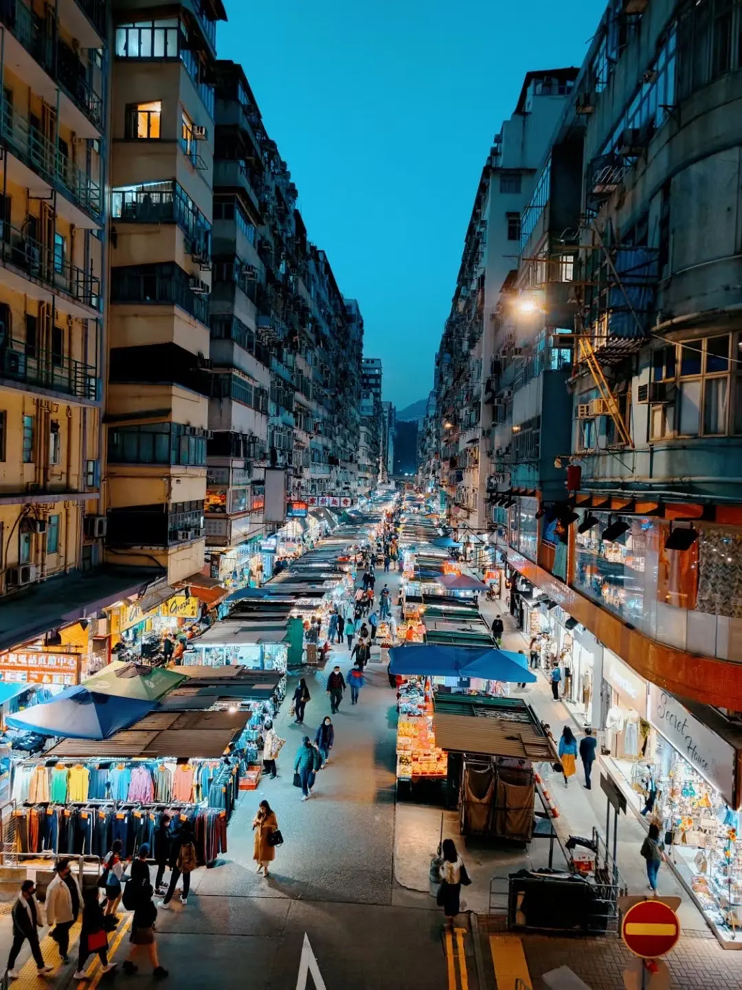 Hong kong-Hong Kong's free attractions don't necessarily have to cost money to have a good time