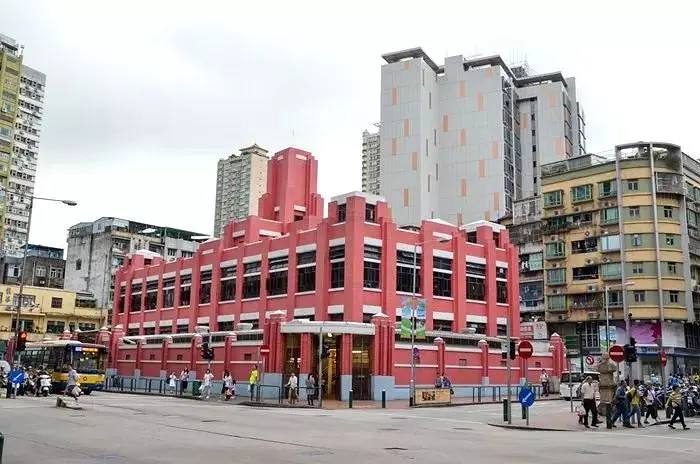 Macao-Macau travel guide for eating, drinking and having fun without gambling or visiting the Ruins of St. Paul's