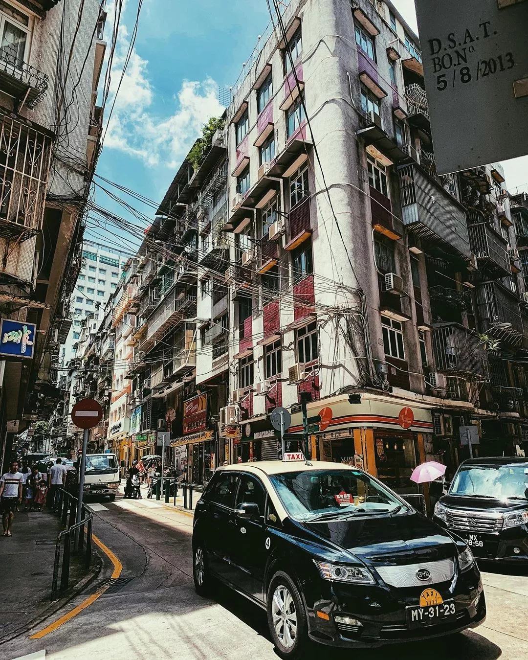 Macao-Macau in-depth travel, a hidden treasure destination, unknown casinos and neon lights