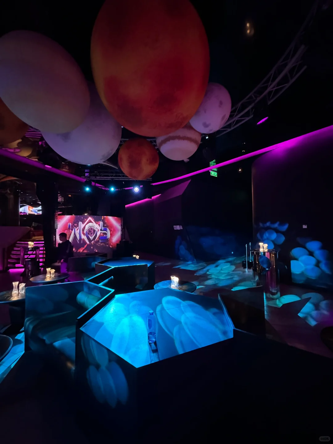 Macao-Macau MOP Bar has indoor and outdoor areas, booths and a DJ booth.