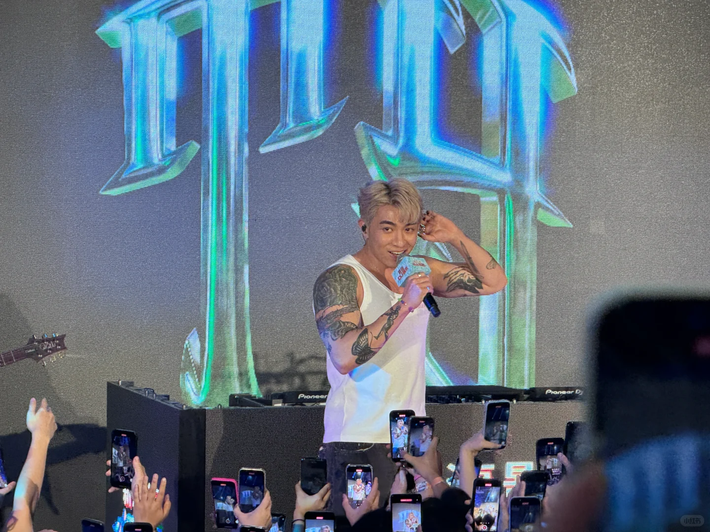 Macao-Macau Water Park Dj party StudioCityWater, many handsome men and beautiful women