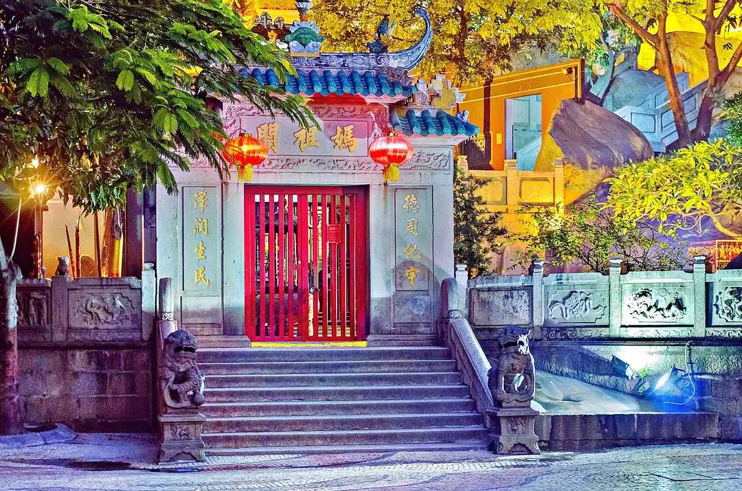 Macao-Macau Puji Temple, Ruins of St. Paul's, Fortress of Macau, A-Ma Temple, Catholic Museum, Maritime Museum