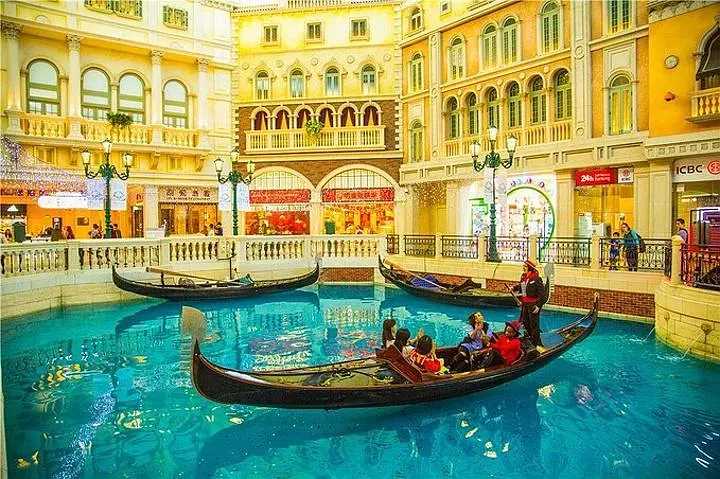 Macao-I'm going to Macau again, I'm going to stay there for seven days and seven nights