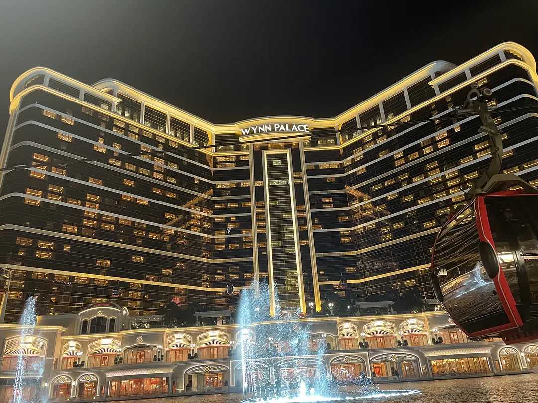Macao-Colorful Dreams: An Extreme One-Day Tour in Macau
