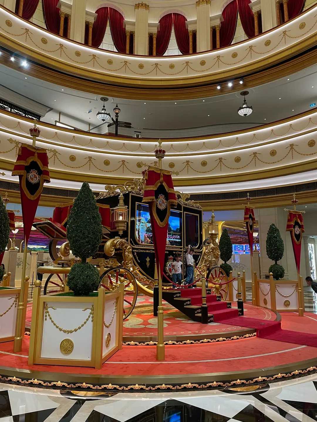 Macao-Colorful Dreams: An Extreme One-Day Tour in Macau