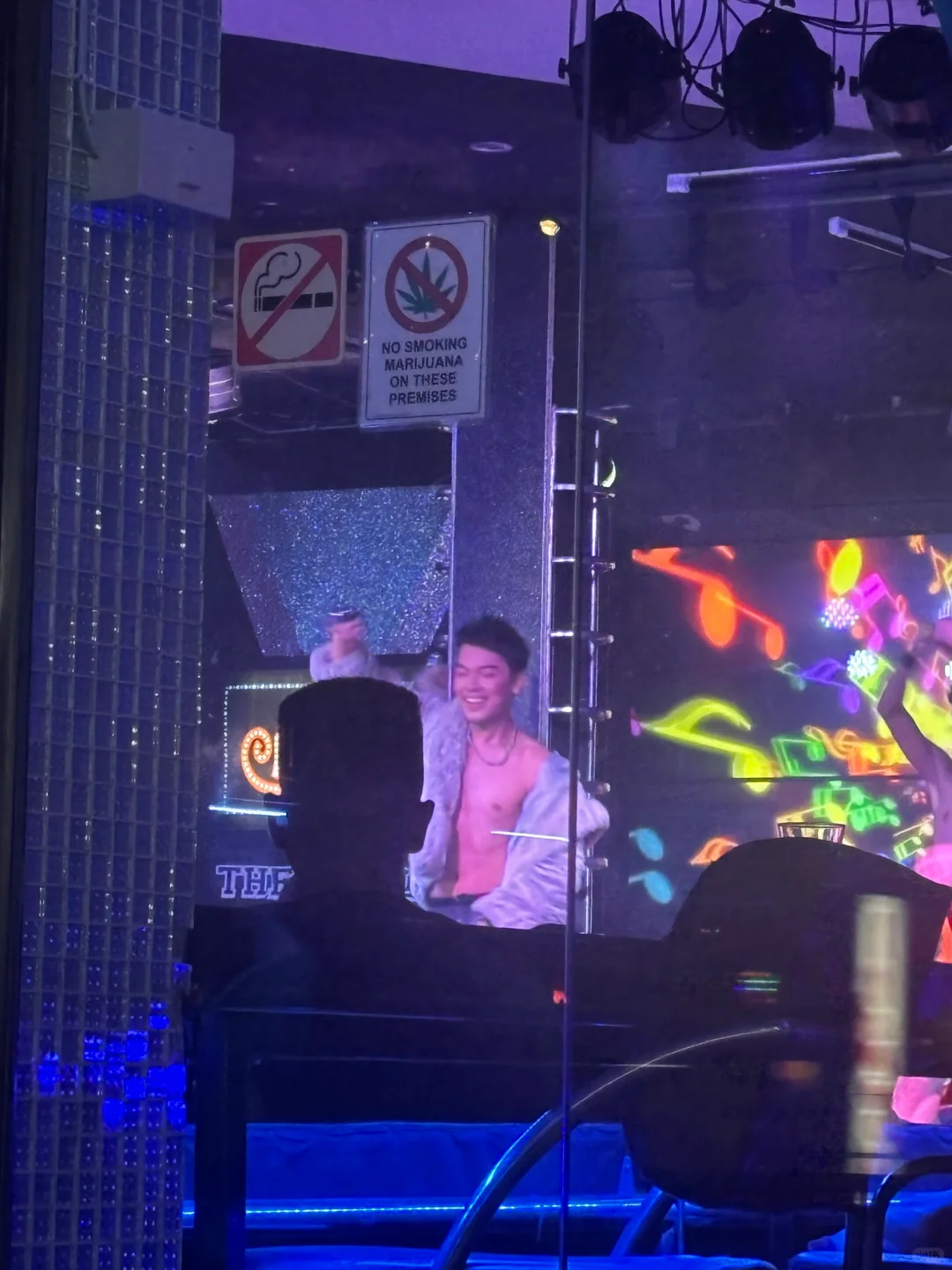 Pattaya-Boys Street Show Bar Jomtien Beach Pattaya Thailand