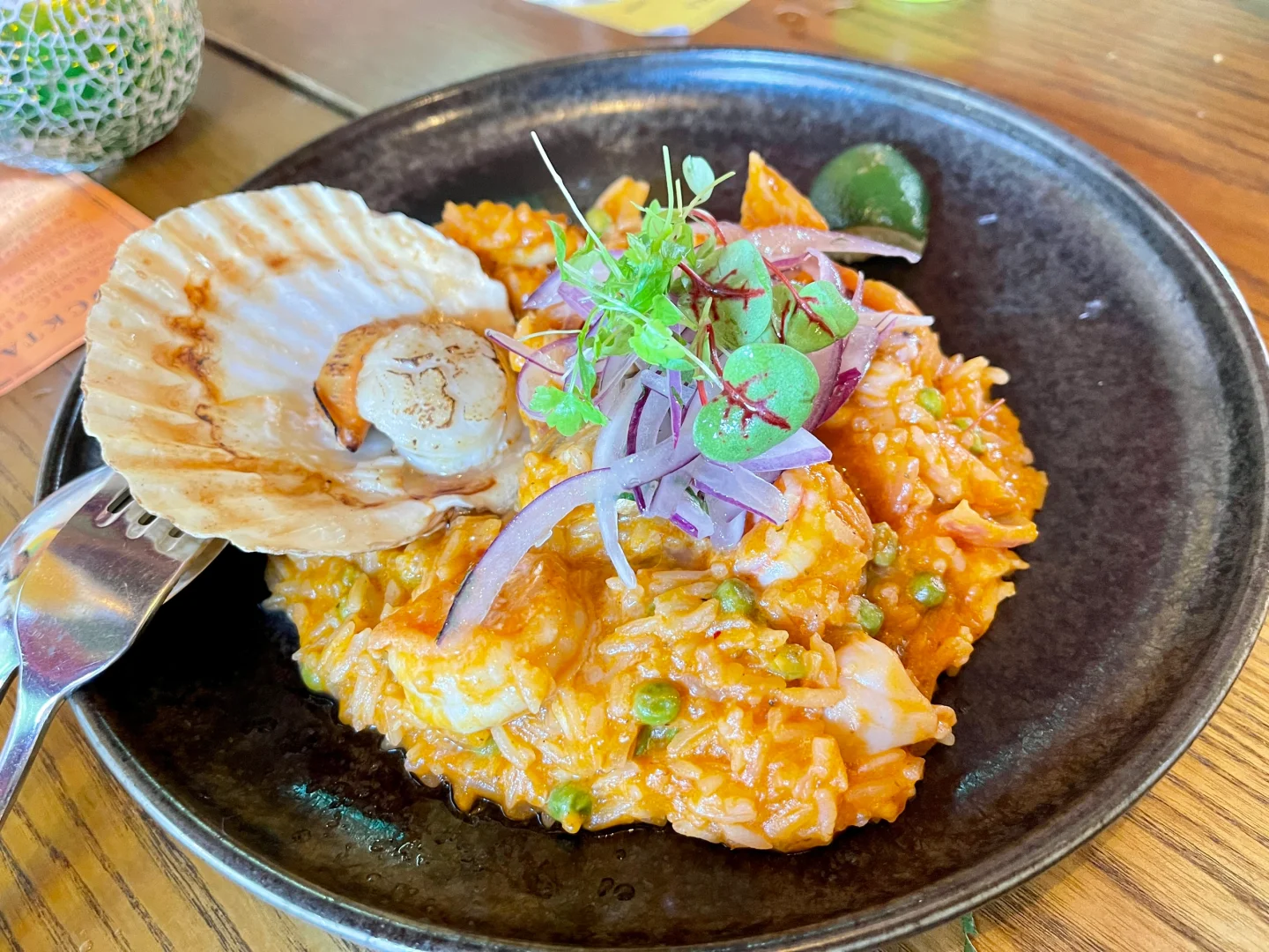 Singapore-Canchita, a Peruvian restaurant in the forest style of Singapore, is located on a small hillside in Dempsey Hill.