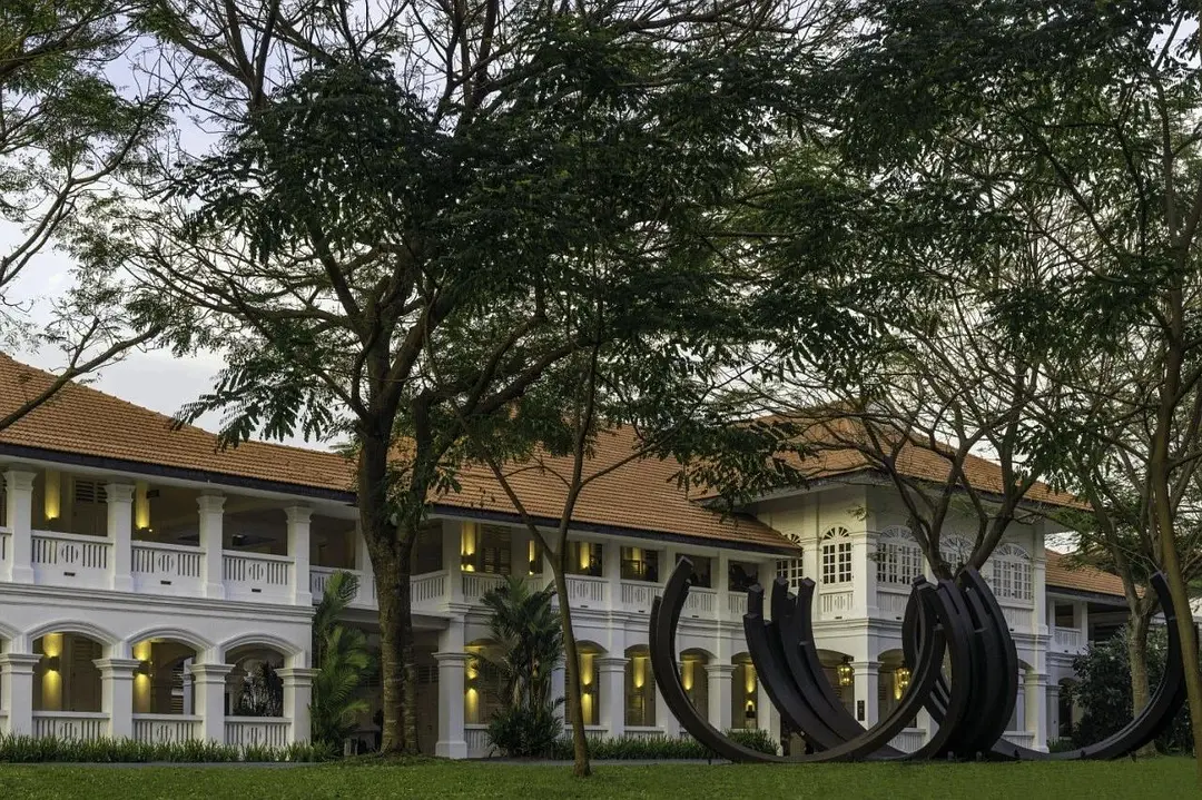 Singapore-Here are 10 hotels in Singapore that feel like a vacation destination, each with its own unique features