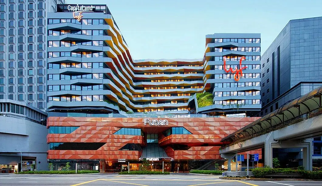 Singapore-Here are 10 hotels in Singapore that feel like a vacation destination, each with its own unique features