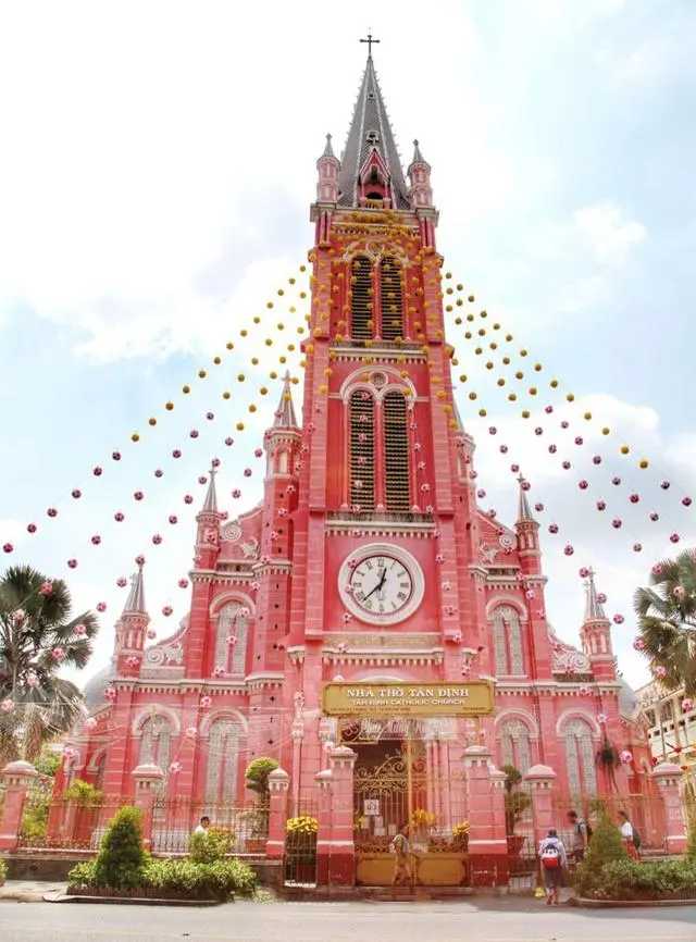 Ho Chi Minh-Five must-see attractions in Ho Chi Minh City, Vietnam. How many have you been to?