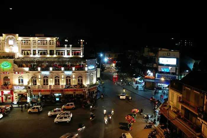 Hanoi-A complete guide to Hanoi, Vietnam, including introduction, attractions, transportation, accommodation, food/restaurants and other tourist information
