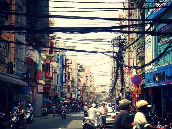 Hanoi-A complete guide to Hanoi, Vietnam, including introduction, attractions, transportation, accommodation, food/restaurants and other tourist information