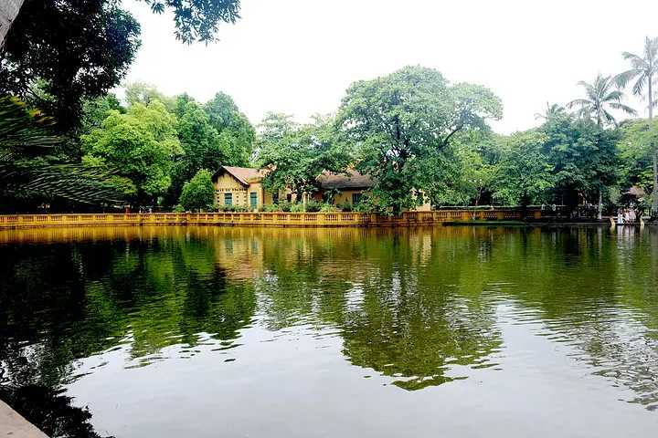 Hanoi-Summary of opening hours of the Top 10 attractions in Hanoi, Vietnam