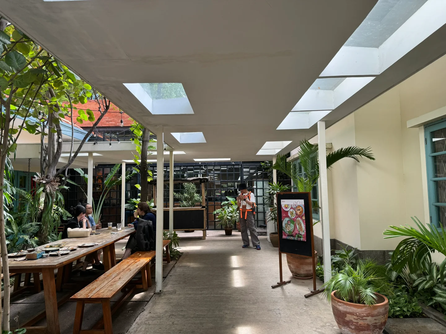 Jakarta-Michelin restaurant recommendation in Jakarta, Kaum Jakarta, exquisite Indonesian cuisine