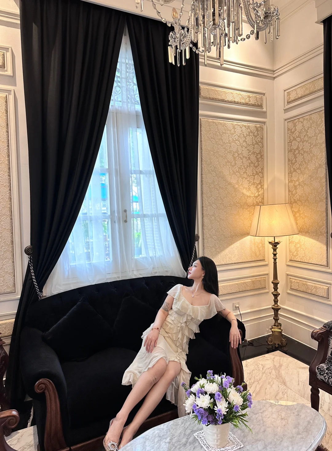 Jakarta-Plataran Menteng, Jakarta, a high-end Indonesian restaurant in a garden house