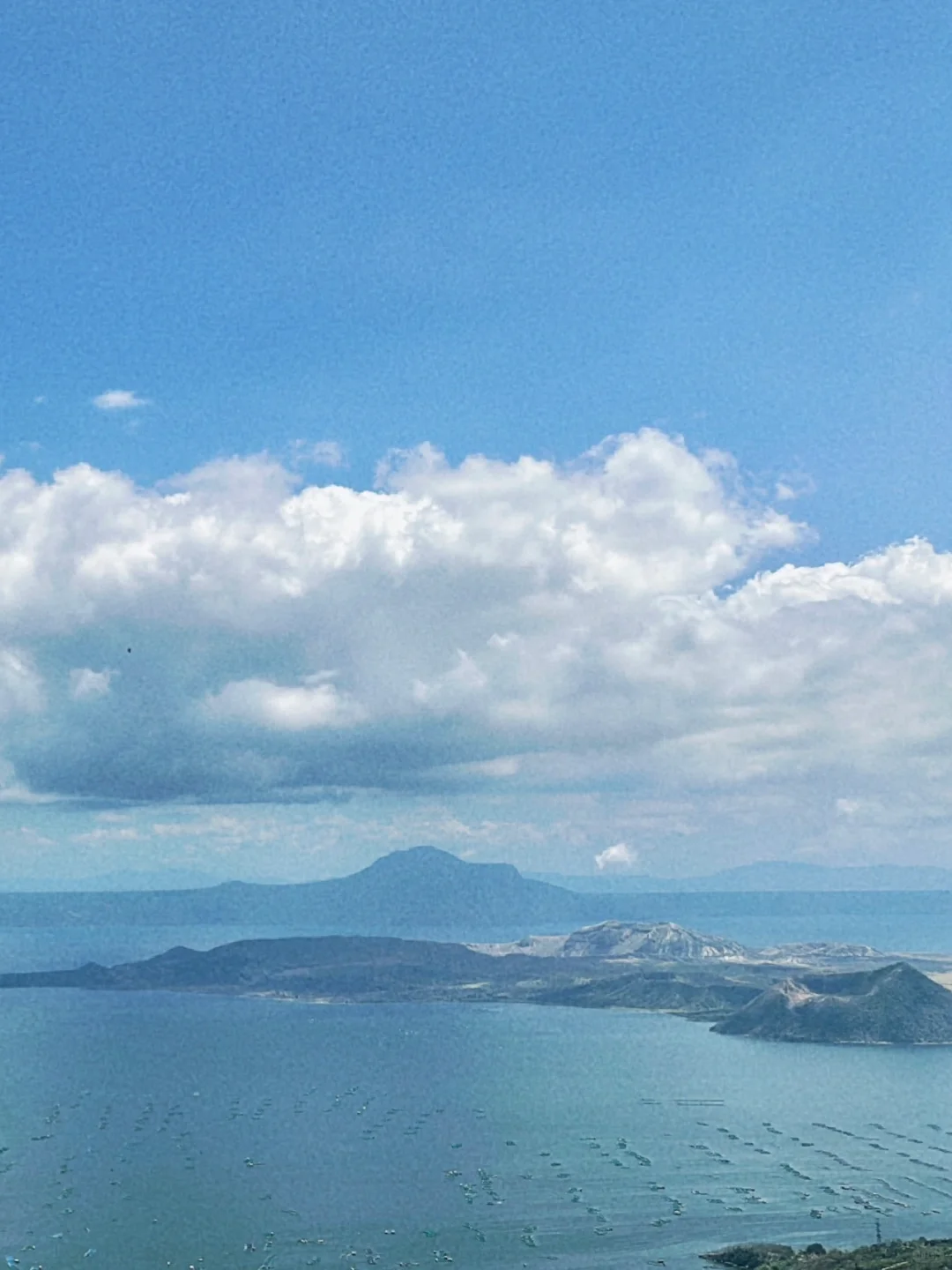 Manila/Luzon-Take a lazy trip around Tagaytay and Manila and enjoy a massage at the La VeryOls Mountain View Garden open-air spa