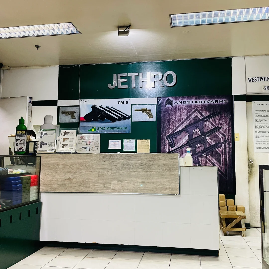 Manila/Luzon-A good place for men to relax in Manila, Manila Shooting Range, where you can experience pistols, submachine guns, and shotguns