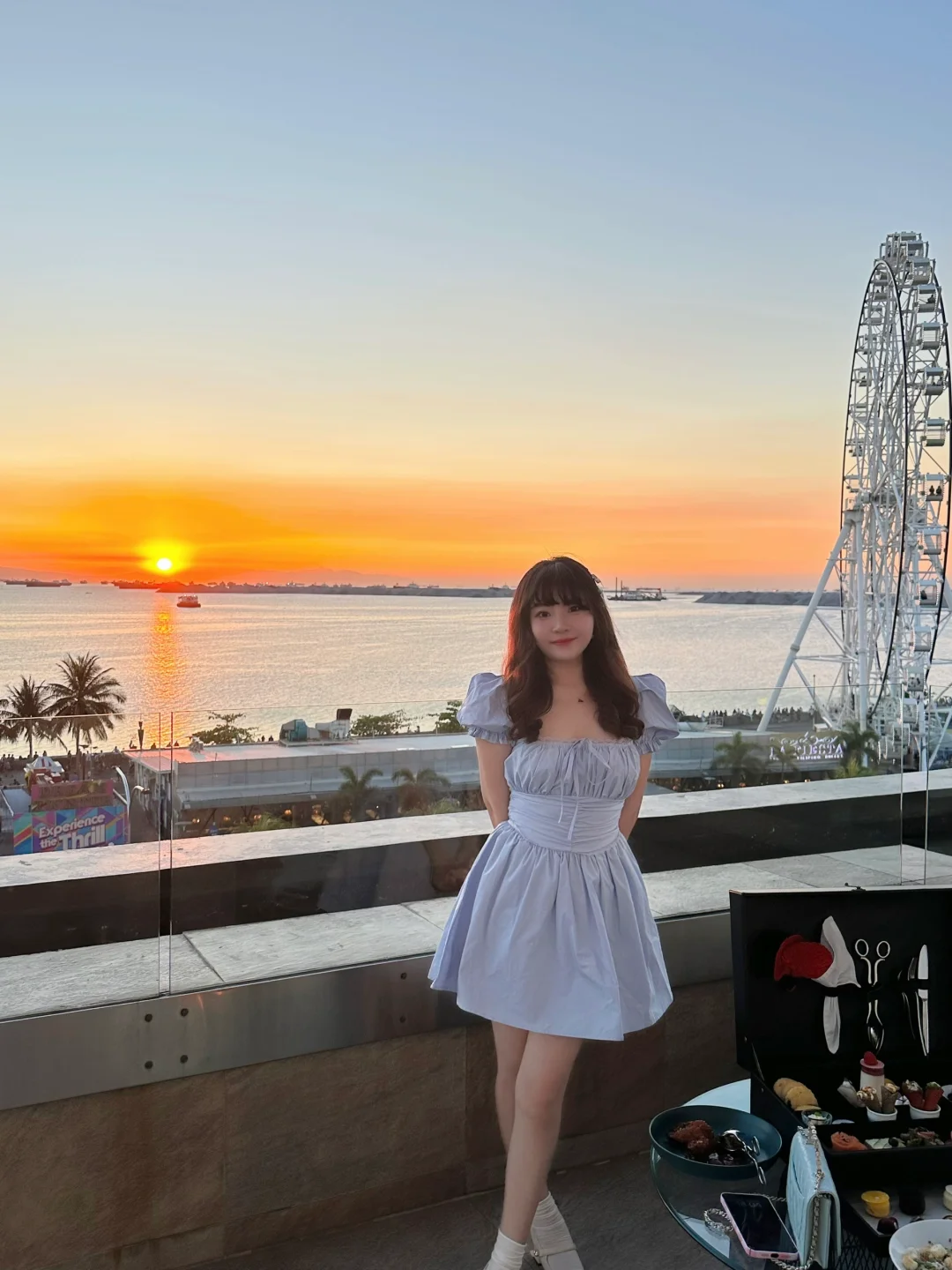 Manila/Luzon-Afternoon tea at Conrad Manila, watching the sunset on the Ferris wheel by the sea