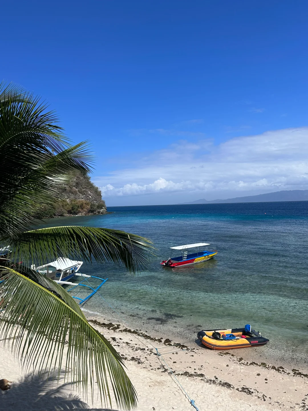 Manila/Luzon-PG Island in Manila, Philippines, a happy place to learn diving certification