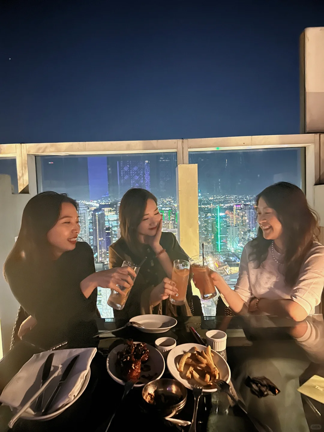 Manila/Luzon-The peak Grand Hyatt Hotel rooftop bar, overlooking the entire BGC city night view