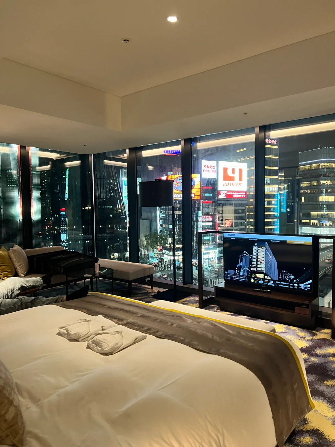 Tokyo-Tokyo Ginza Hulek Gate Hotel, stay in a 52 square meter suite room