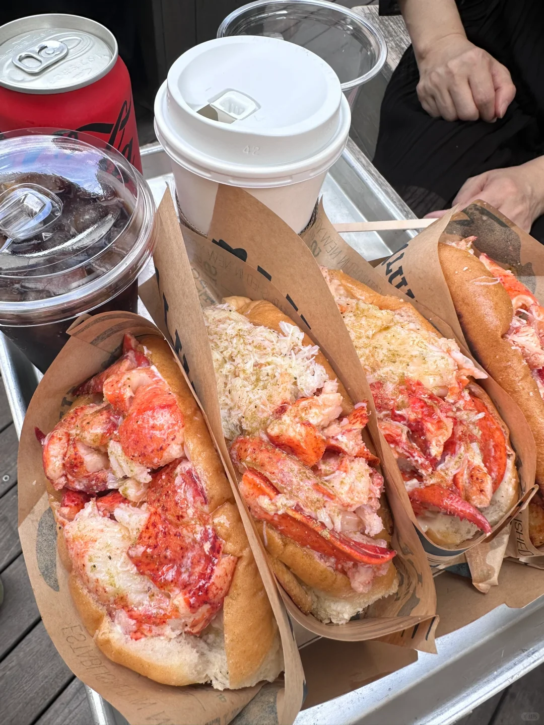 Tokyo-It’s so fun to eat lobster meat at Luke’s Lobster in Shibuya, Tokyo.