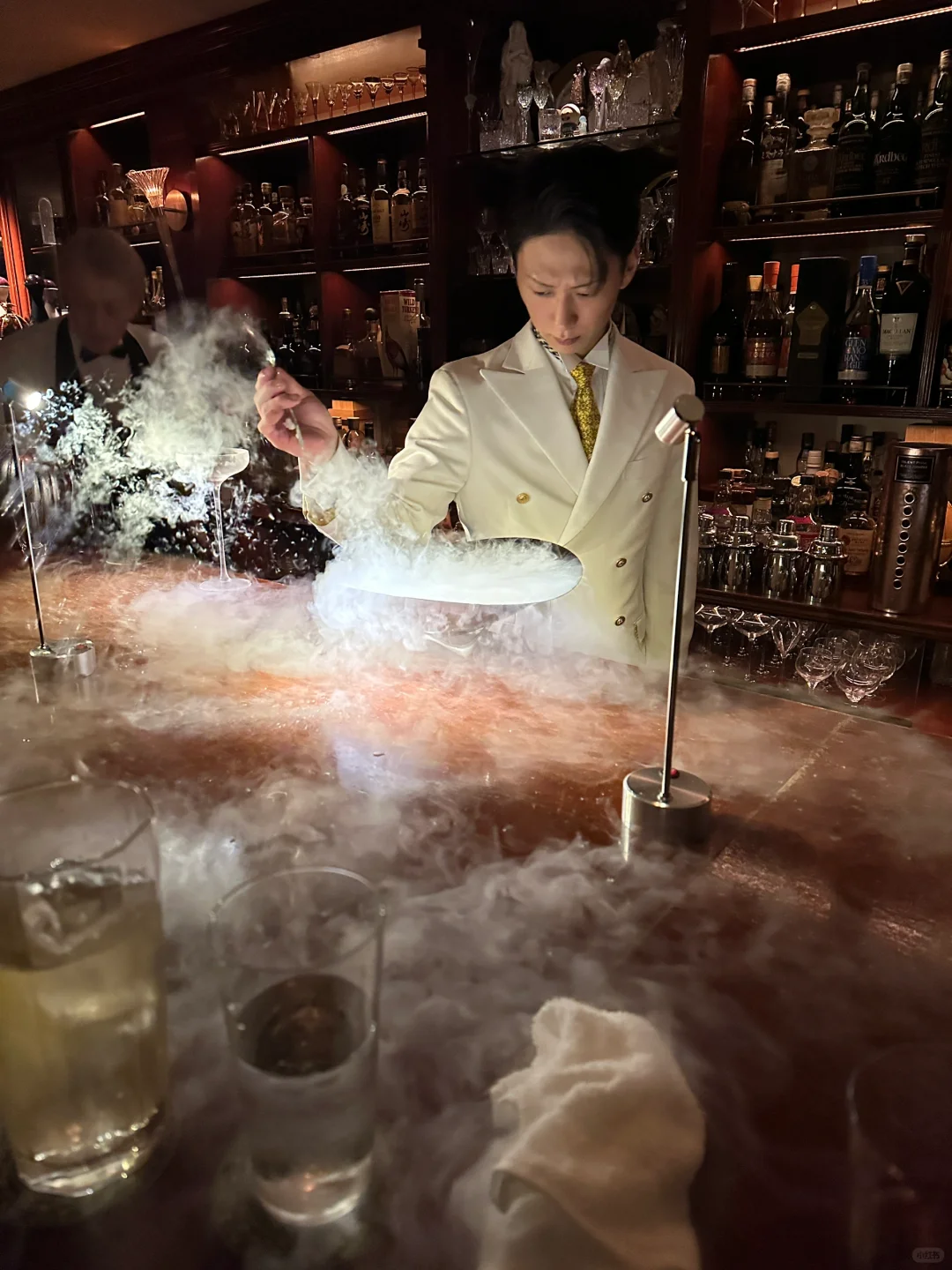 Tokyo-BAR CENTIFOLIA is a place where talented bartenders come to the rescue. Every drink is a great performance.
