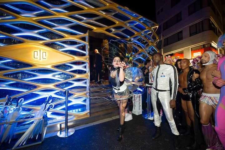 Tokyo-Tokyo nightclubs Roppongi ELE TOKYO clubs can accommodate up to 1,000 people, and girls are free