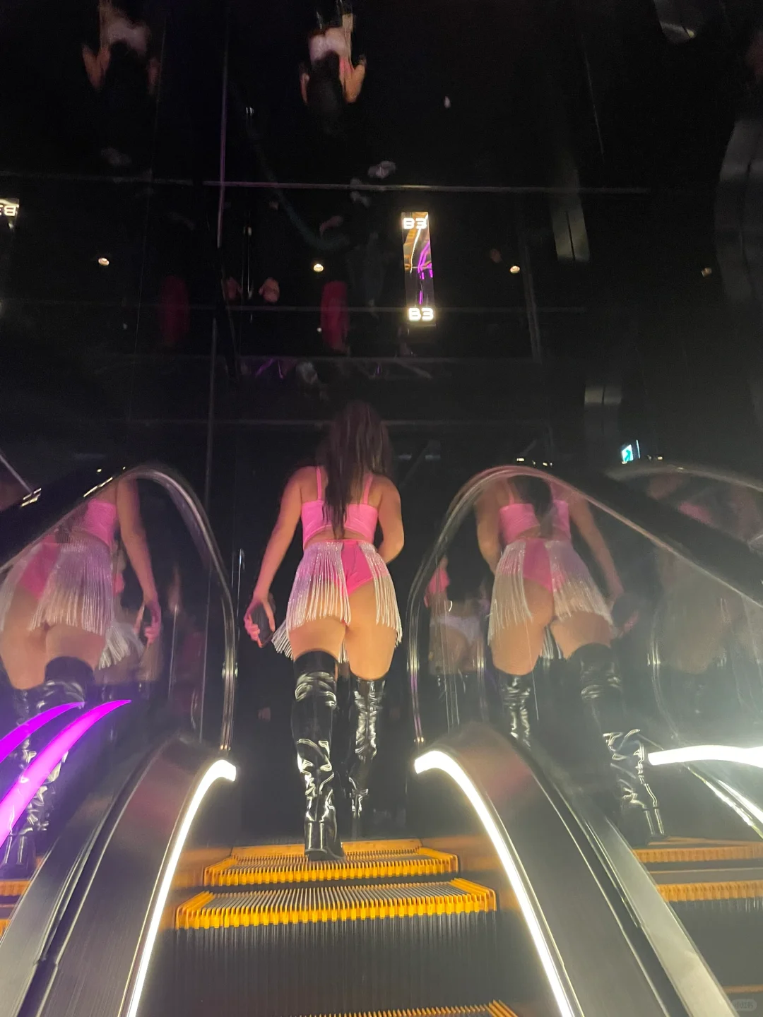 Tokyo-ZEROTOKYO: Tokyo's most cheerful Kabukicho bar with live band performances