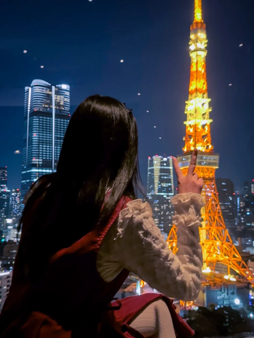 Tokyo-Sky Lounge Stellar Garden is a sky bar with a panoramic view of Tokyo Tower