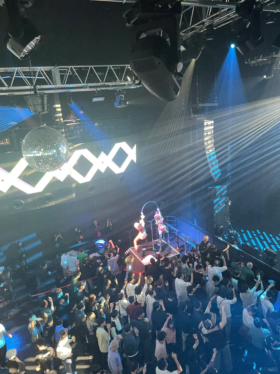 Tokyo-ZEROTOKYO: Tokyo's most cheerful Kabukicho bar with live band performances